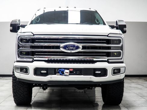 Used 2024 Ford F250 Limited w/ FX4 Off-Road Package AWD/4WD image 9