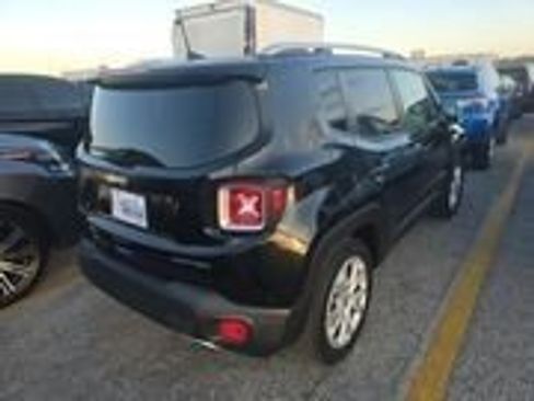 Used 2018 Jeep Renegade Limited w/ UConnect 8.4 Nav Group image 6