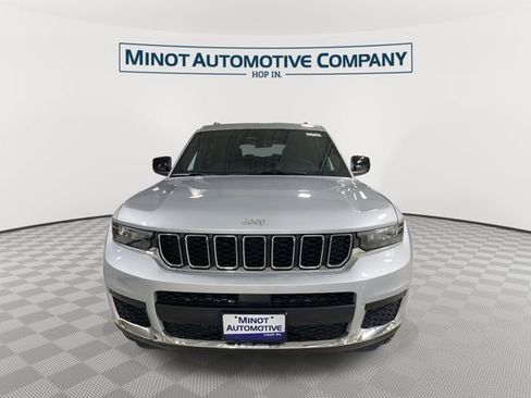 New 2026 Jeep Grand Cherokee L Laredo AWD/4WD image 3