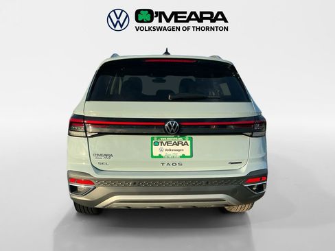 New 2026 Volkswagen Taos SEL image 4