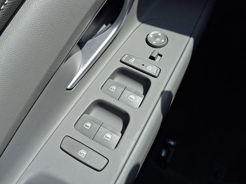 Certified 2023 Hyundai Elantra SEL w/ Convenience Package FWD image 26