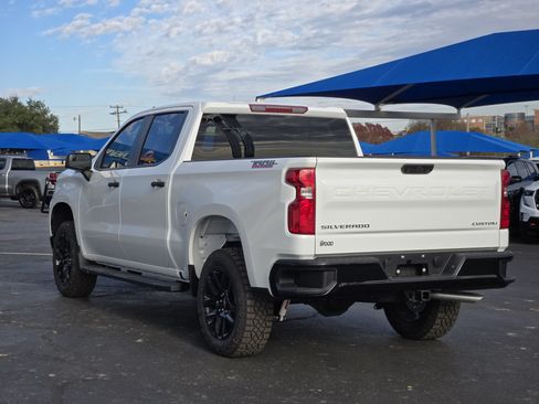 New 2026 Chevrolet Silverado 1500 Custom Trail Boss AWD/4WD image 3