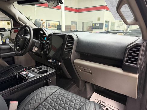 Used 2017 Ford F150 XL w/ XL Power Equipment Group AWD/4WD image 18