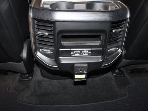 Used 2023 RAM 1500 Laramie AWD/4WD image 20