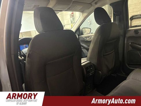 Used 2024 Ford Escape Active image 24