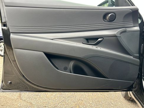 New 2026 Hyundai Elantra Sport FWD image 11