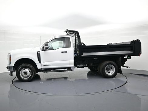 Used 2024 Ford F350 XL w/ Snow Plow Prep Package AWD/4WD image 9