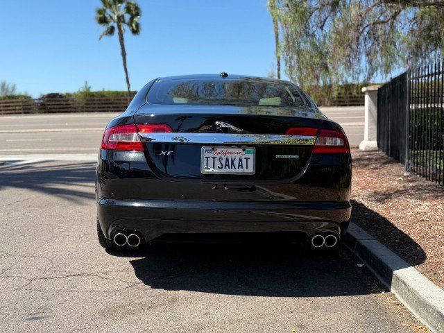 Used 2010 Jaguar XF Supercharged RWD image 4