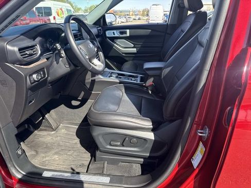 Used 2022 Ford Explorer Limited w/ Limited Technology Package AWD/4WD image 27