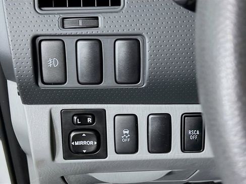 Used 2014 Toyota Tacoma 4x4 Double Cab image 9