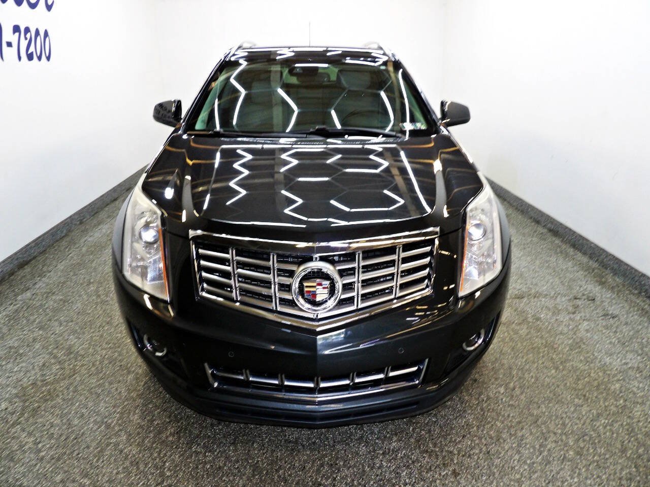 Used 2015 Cadillac SRX Performance w/ Driver Awareness Package AWD/4WD image 2