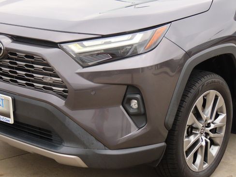 Used 2023 Toyota RAV4 Limited image 3