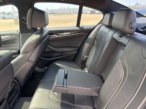 Used 2019 BMW 530i w/ Premium Package RWD image 41