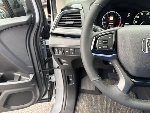 New 2026 Honda Odyssey Elite image 17