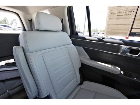 Used 2024 Hyundai Santa Fe Calligraphy image 13