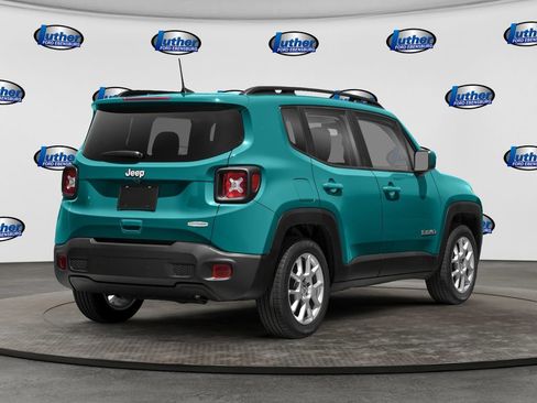 Used 2021 Jeep Renegade Latitude AWD/4WD image 2