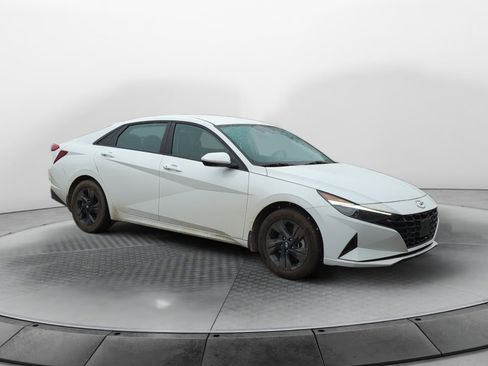 Certified 2023 Hyundai Elantra Blue image 1