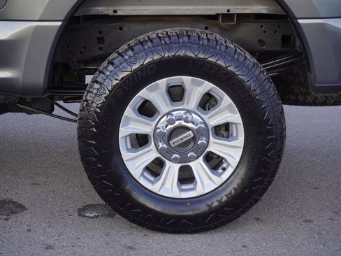 Used 2020 Ford F250 XL w/ STX Appearance Package image 11