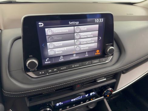 Used 2023 Nissan Rogue SV FWD image 23
