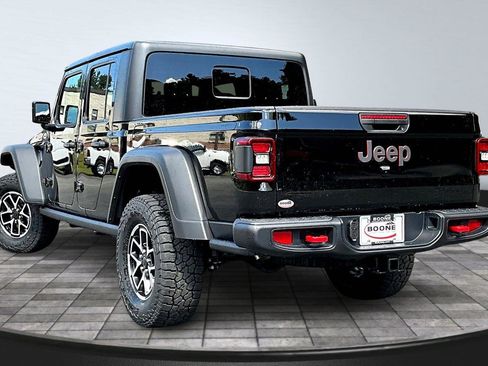 New 2025 Jeep Gladiator Rubicon image 3