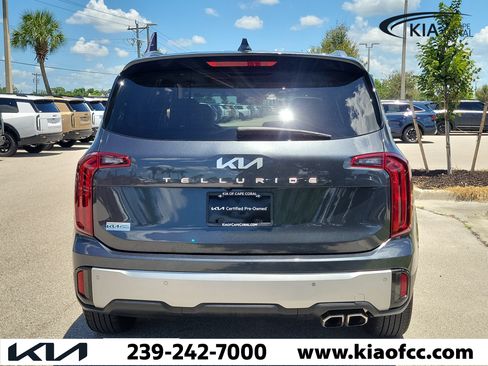 Certified 2024 Kia Telluride S w/ S Sunroof Package FWD image 5