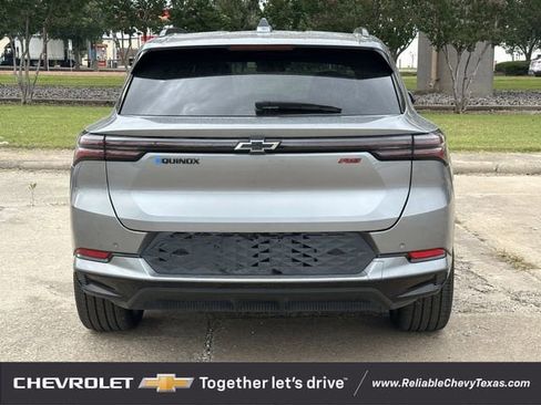Used 2024 Chevrolet Equinox EV RS FWD image 4
