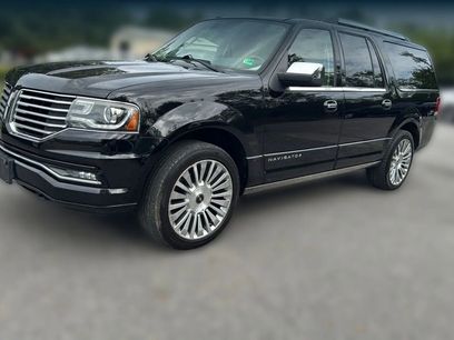 Used 2017 Lincoln Navigator L Reserve