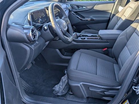 New 2026 Chevrolet Equinox LT image 6