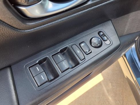 Used 2023 Honda CR-V EX image 22