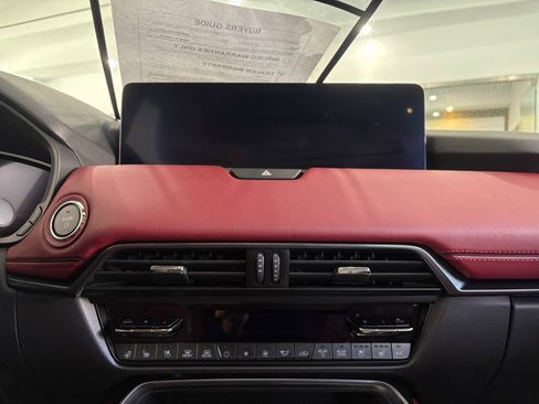 Used 2025 MAZDA CX-70 Plug-In Hybrid w/ Premium Plus image 22