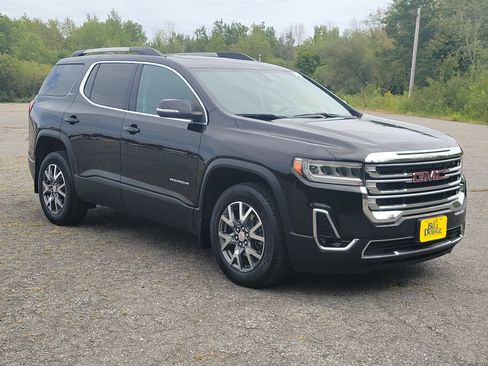 Used 2023 GMC Acadia SLT w/ Trailering Package AWD/4WD image 3