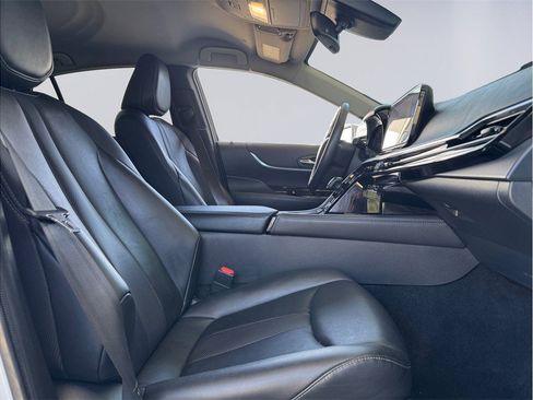 Used 2023 Toyota Mirai w/ Advanced Technology Package RWD image 19