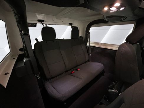 Used 2022 Jeep Wrangler Sport S image 16