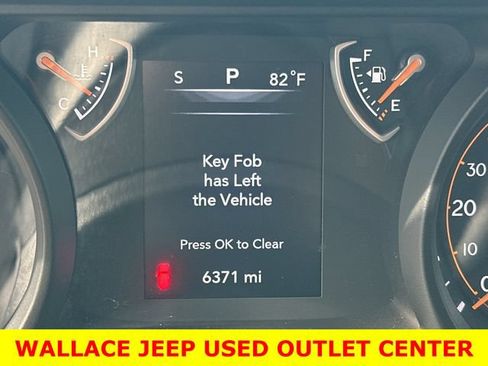 Used 2025 Jeep Wrangler Sport AWD/4WD image 21