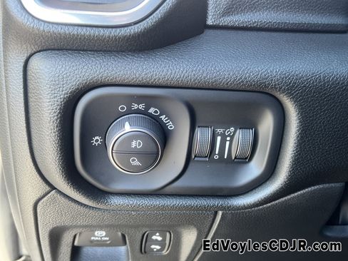 Used 2023 RAM 1500 Laramie image 35