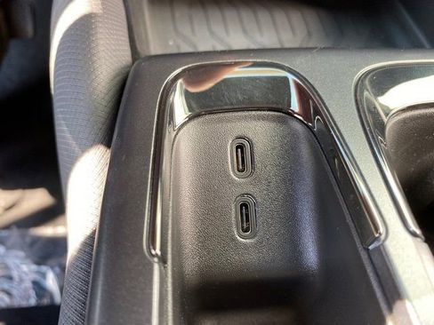 New 2024 Chevrolet Equinox EV RS image 13