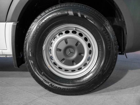 New 2025 Mercedes-Benz Sprinter 2500 image 8