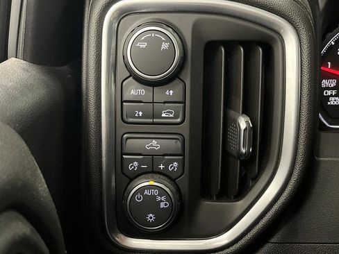 Used 2019 Chevrolet Silverado 1500 LT w/ All-Star Edition image 22