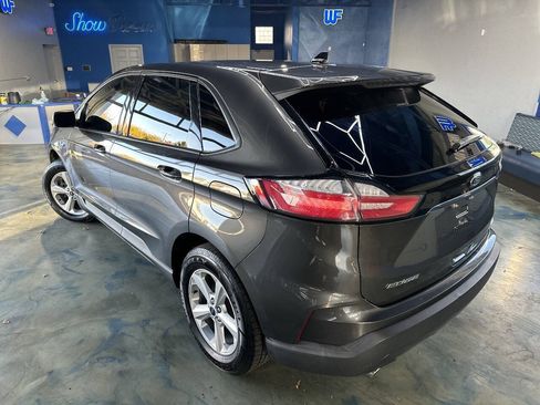 Used 2019 Ford Edge SE FWD image 3