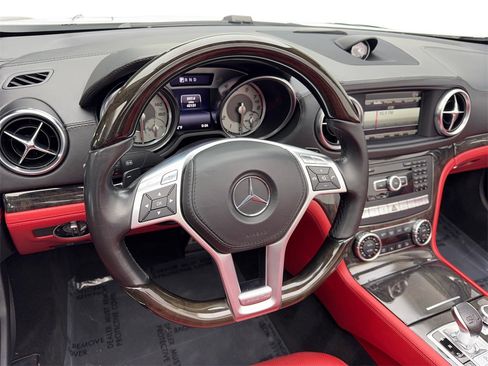 Used 2015 Mercedes-Benz SL 550 SL 550 image 47
