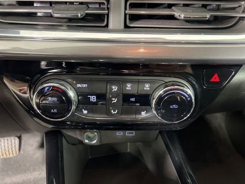 Used 2025 Chevrolet Trax ACTIV w/ Driver Confidence Package image 21