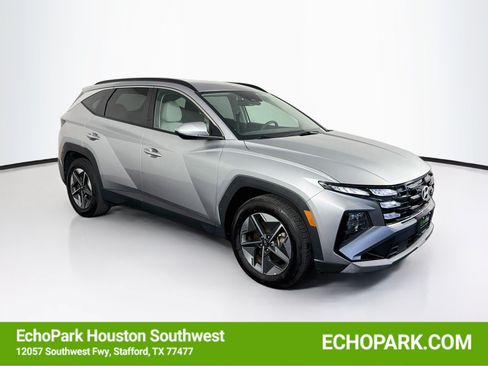 Used 2025 Hyundai Tucson SEL FWD image 1