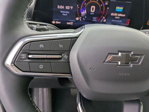 New 2026 Chevrolet Traverse Z71 w/ Driver Confidence Package AWD/4WD image 17