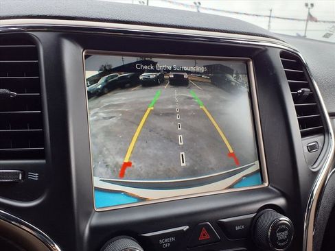 Used 2014 Jeep Grand Cherokee Limited image 8