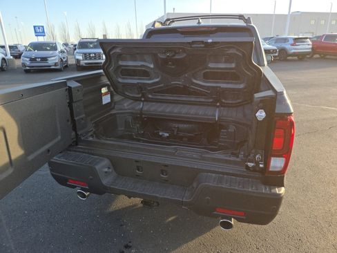 New 2026 Honda Ridgeline Black Edition image 21