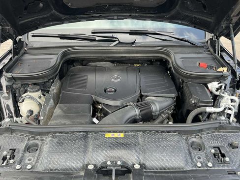 Certified 2025 Mercedes-Benz GLE 450e 4MATIC image 22