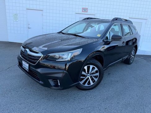 Used 2022 Subaru Outback AWD/4WD image 1