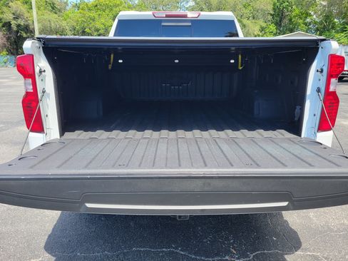 Certified 2024 Chevrolet Silverado 1500 LT AWD/4WD image 8