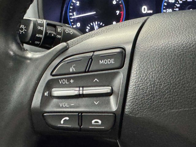 Used 2021 Hyundai Kona SEL Plus w/ Cargo Package AWD/4WD image 39