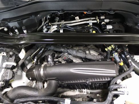 Used 2025 Ford Explorer ST-Line w/ Premium Package image 79